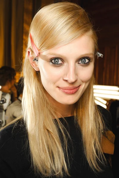 Look 5